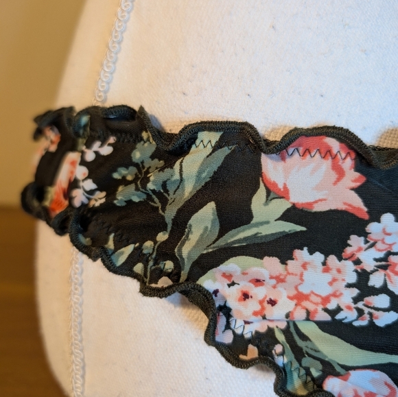 Mossimo Green Pink Floral Ruffle Bikini Top & Bottom - Picture 6 of 16